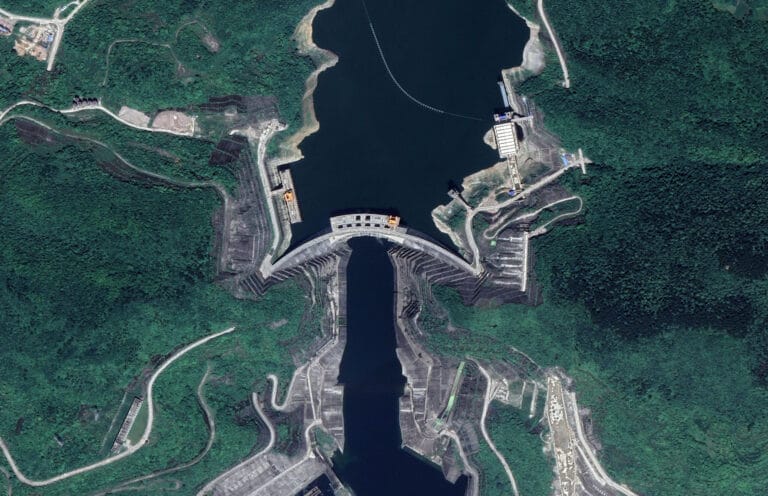 Xiluodu dam and hydroelectric power plant (hepp) china / 溪洛